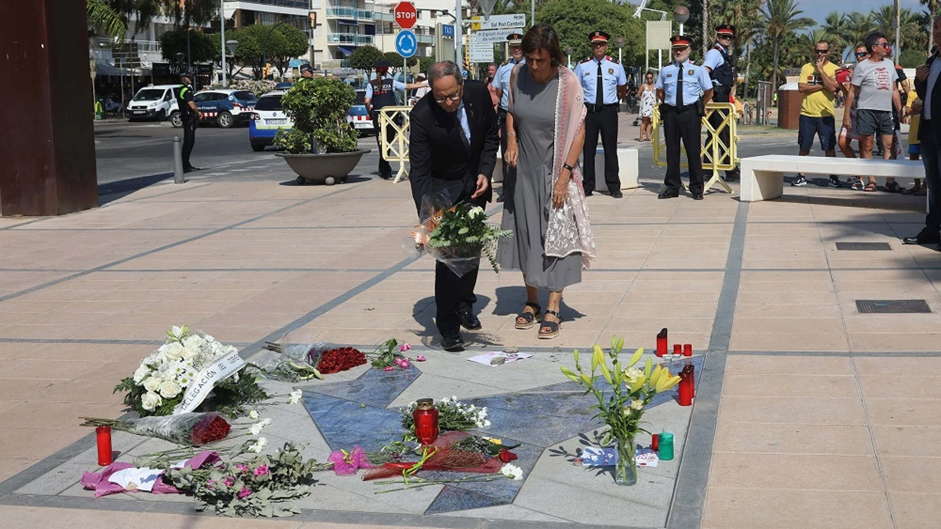 Quim Torra rinde homenaje a las víctimas del atentado de Cambrils