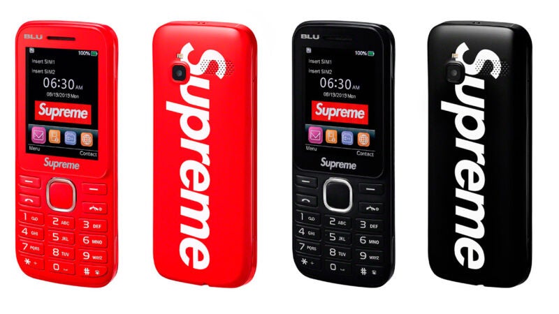 Supreme anuncia un teléfono que es de todo menos inteligente