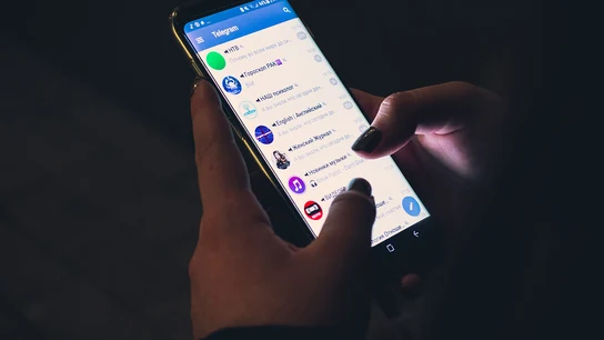 Escribiendo mensajes en Telegram Escribiendo mensajes en Telegram