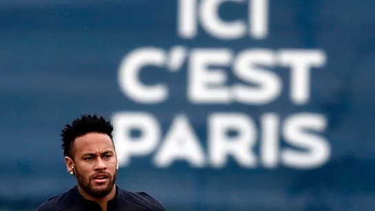 Neymar, durante un entrenamiento Neymar, durante un entrenamiento