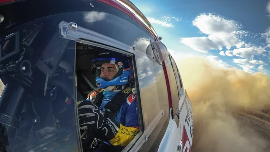 Fernando Alonso, subido al Toyota Fernando Alonso, subido al Toyota
