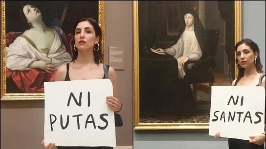 La tuitera @mespagueti posa reivindicativa frente a dos pinturas del Museo del Prado La tuitera @mespagueti posa reivindicativa frente a dos pinturas del Museo del Prado
