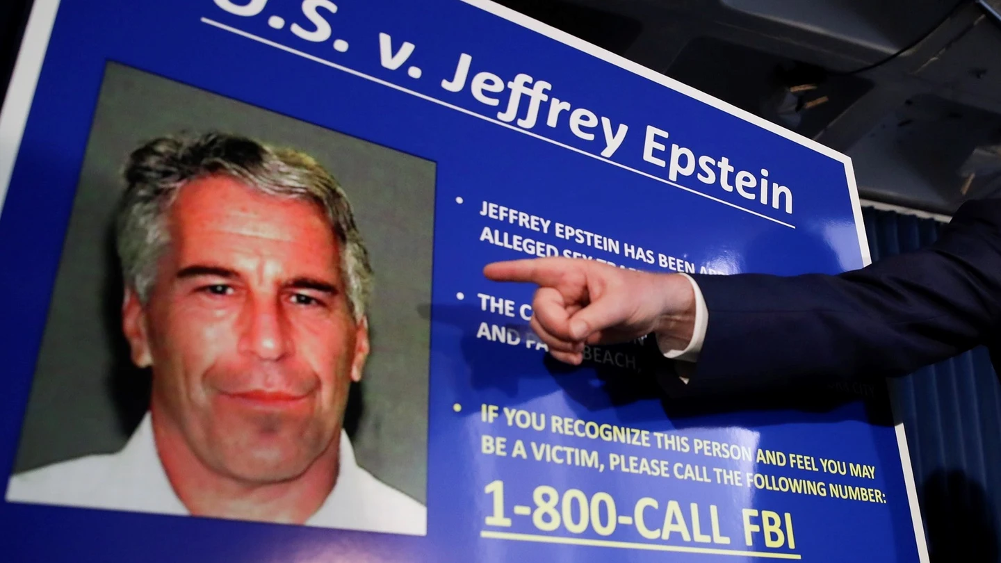 Epstein firmó un testamento dos días antes de morir en la cárcel Epstein firmó un testamento dos días antes de morir en la cárcel