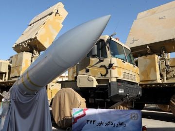 El nuevo sistema de defensa aérea iraní. El nuevo sistema de defensa aérea iraní.