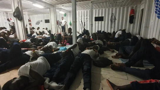 Situación de emergencia en el 'Ocean Viking', con 356 migrantes a bordo Situación de emergencia en el 'Ocean Viking', con 356 migrantes a bordo