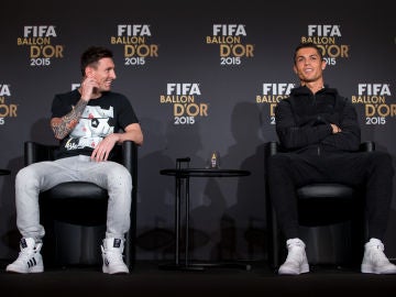 Leo Messi y Cristiano Ronaldo, en la gala del Balón de Oro Leo Messi y Cristiano Ronaldo, en la gala del Balón de Oro