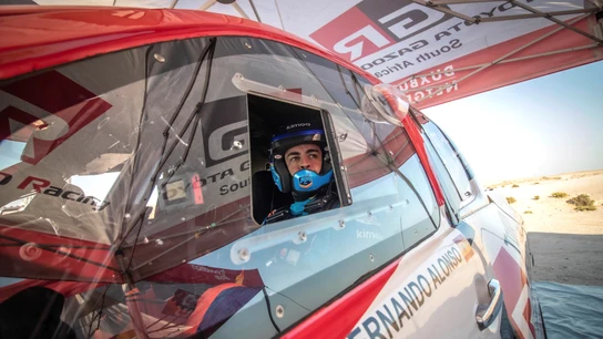 Fernando Alonso, en los test en Namibia Fernando Alonso, en los test en Namibia