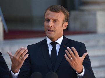 Macron en la cumbre del G7 Macron en la cumbre del G7