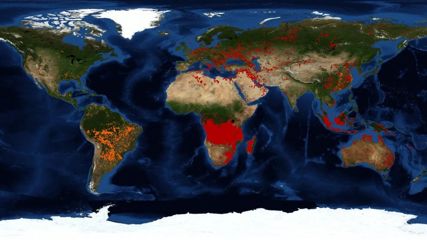 Mapa mundial de los incendios activos en el mundo por los satélites de la NASA Mapa mundial de los incendios activos en el mundo por los satélites de la NASA