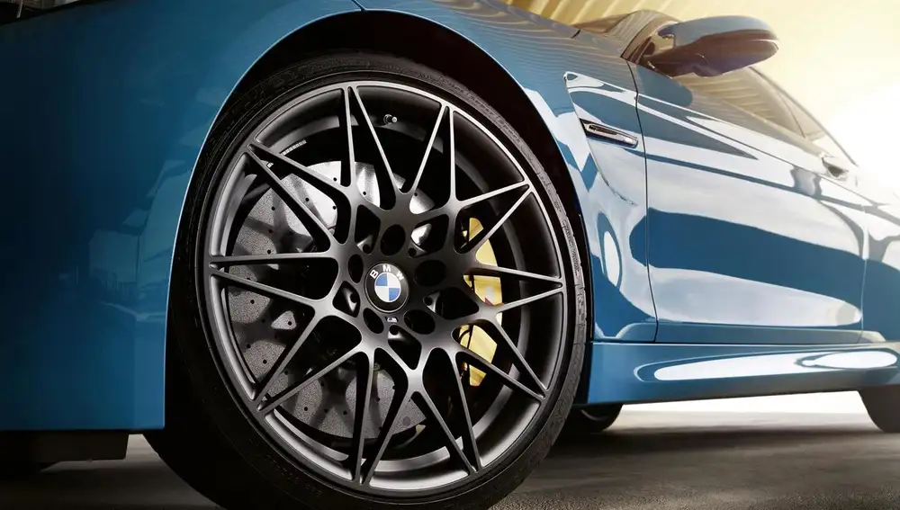 BMW M4 Edition Heritage