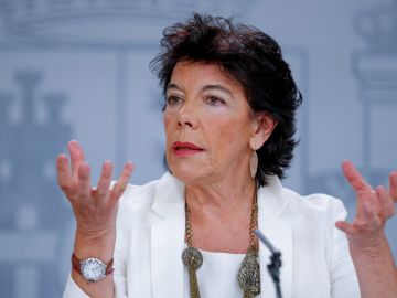 La portavoz del Gobierno en funciones, Isabel Celaá La portavoz del Gobierno en funciones, Isabel Celaá