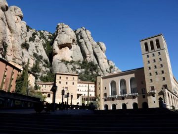 Abadía de Montserrat Abadía de Montserrat