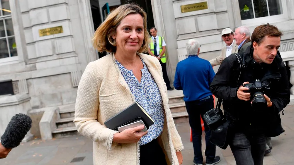 La ministra británica de Trabajo y Pensiones, Amber Rudd