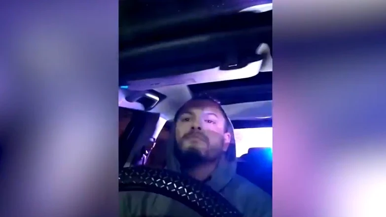 Captura del vídeo que el joven se graba mientras huye de la persecución policial.