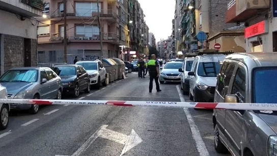 Zona acordonada donde ha sido localizado el cadáver del bebé Zona acordonada donde ha sido localizado el cadáver del bebé