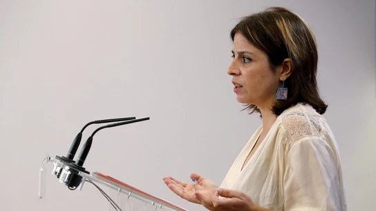La vicesecretaria general del PSOE, Adriana Lastra, en rueda de prensa. La vicesecretaria general del PSOE, Adriana Lastra, en rueda de prensa.