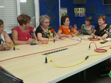 Las lideresas de Villaverde, las ancianas que trabajan por la igualdad de género en Madrid: "Hablamos de sexo, poliamor y cannabis medicinal" Las lideresas de Villaverde, las ancianas que trabajan por la igualdad de género en Madrid: "Hablamos de sexo, poliamor y cannabis medicinal"