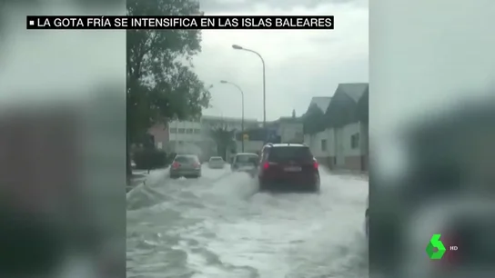 Olas de hasta siete metros e inundaciones en las calles: los efectos de la gota fría se intensifican en Islas Baleares Olas de hasta siete metros e inundaciones en las calles: los efectos de la gota fría se intensifican en Islas Baleares