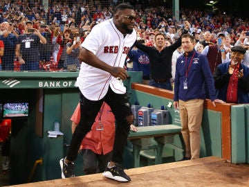 David 'Big Papi' Ortiz, apareciendo en el estadio de los Red Sox David 'Big Papi' Ortiz, apareciendo en el estadio de los Red Sox