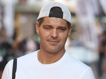 Frank Cuesta Frank Cuesta
