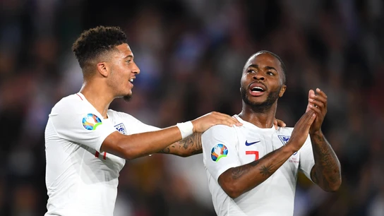 Raheem Sterling, junto a Jadon Sancho Raheem Sterling, junto a Jadon Sancho