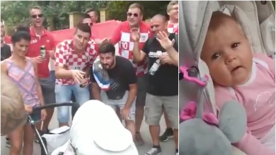 La nana de unos hinchas croatas a un bebé La nana de unos hinchas croatas a un bebé