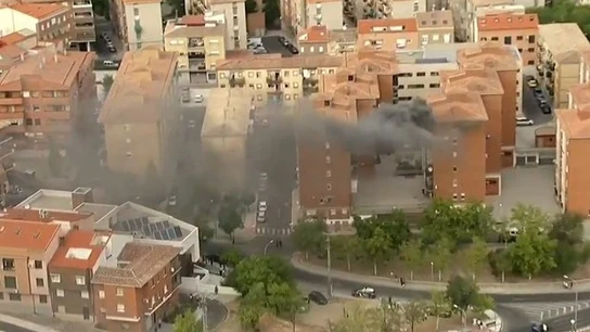 El helicóptero de la Vuelta graba un incendio en directo El helicóptero de la Vuelta graba un incendio en directo