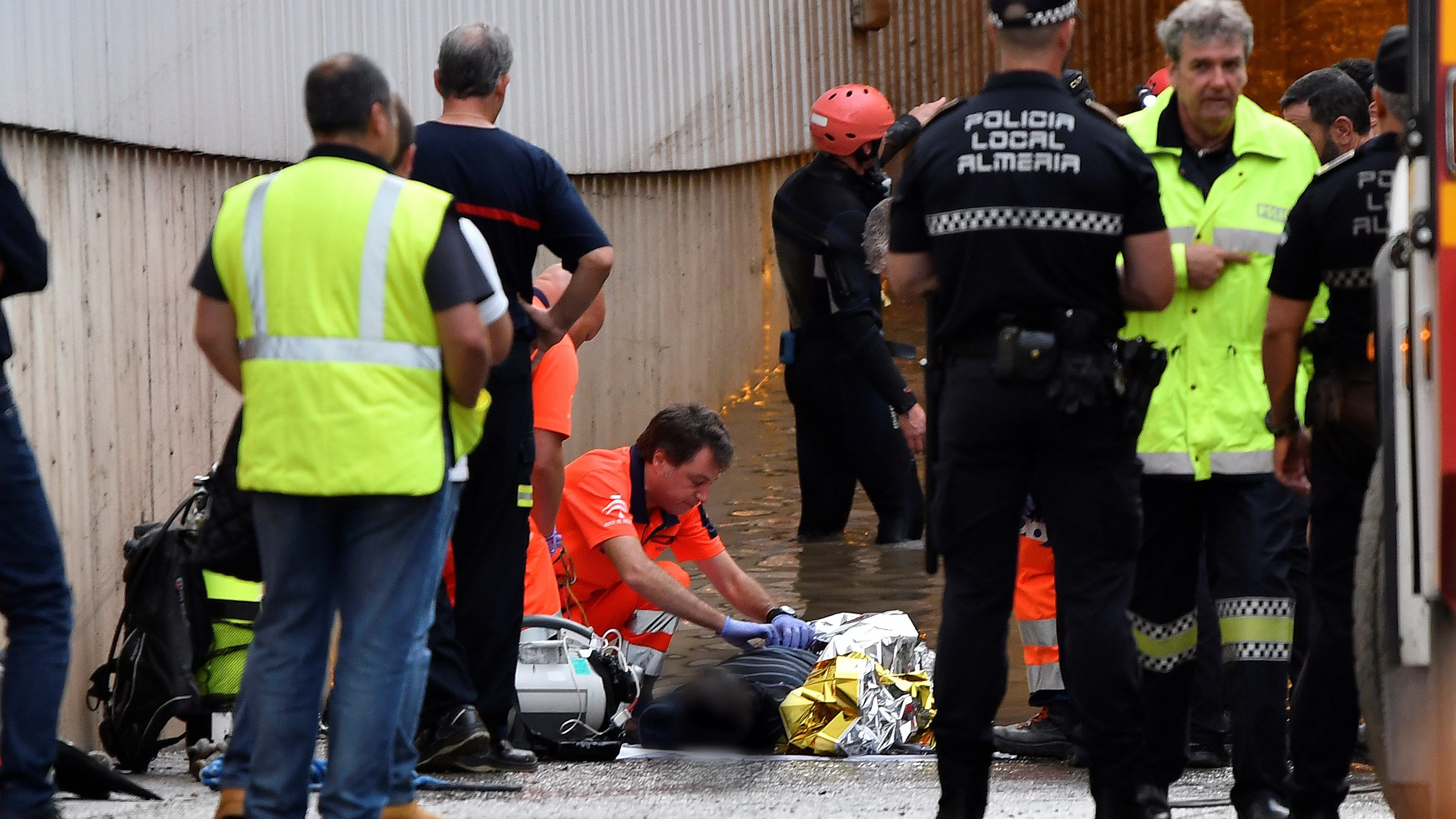 Gota fría: Un hombre muere ahogado en Almería tras quedar atrapado en su vehículo