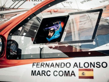 Fernando Alonso, en su Toyota Fernando Alonso, en su Toyota