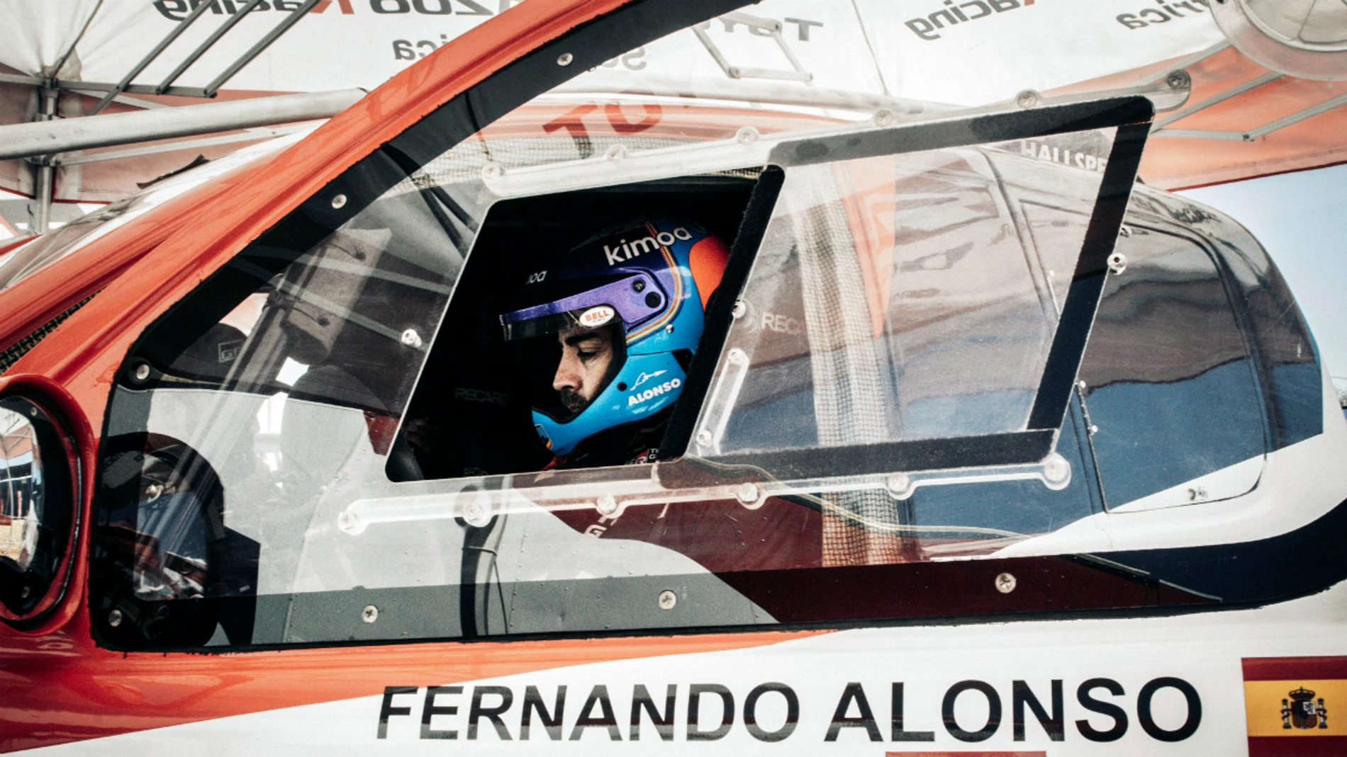 Fernando Alonso, en su Toyota