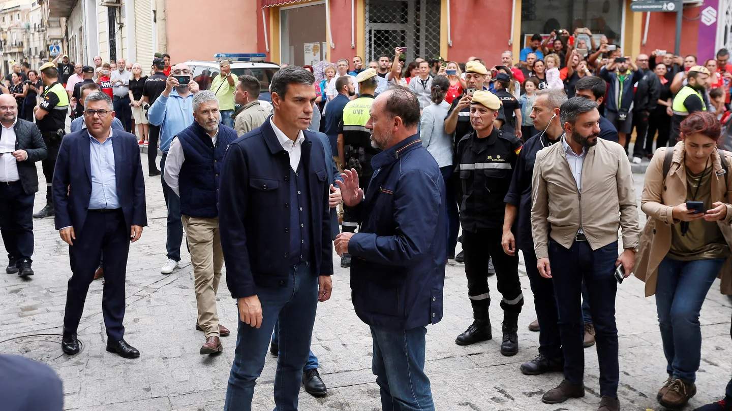 Pedro Sánchez en Orihuela, una de las localidades más afectadas por la gota fría Pedro Sánchez en Orihuela, una de las localidades más afectadas por la gota fría