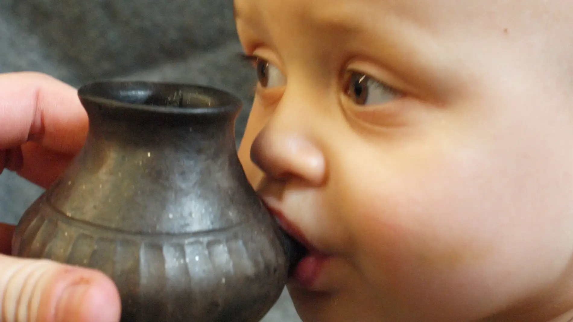 Un biberon de hace 7.000 anos para beber leche animal