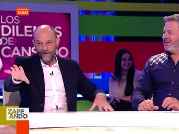 El gran dilema de Javier Cansado: ¿si tuviera que tener una aventura con alguien de Zapeando, con quién sería? El gran dilema de Javier Cansado: ¿si tuviera que tener una aventura con alguien de Zapeando, con quién sería?