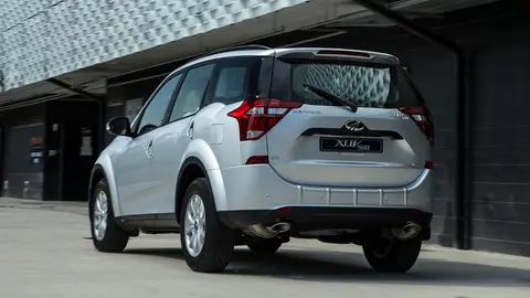 Mahindra XUV500 Mahindra XUV500