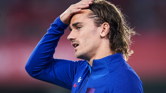 Multa de 300 euros al Barcelona por negociar de forma ilegal el fichaje de Griezmann Multa de 300 euros al Barcelona por negociar de forma ilegal el fichaje de Griezmann