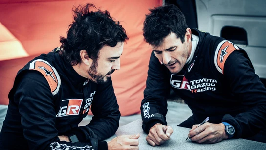 Fernando Alonso, junto a Marc Coma Fernando Alonso, junto a Marc Coma
