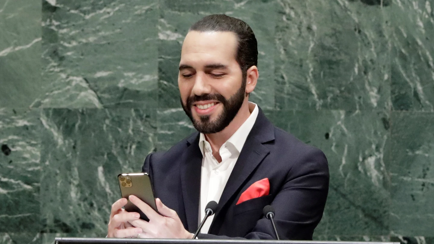 El presidente de El Salvador, Nayib Bukele, haciéndose el selfie en la ONU El presidente de El Salvador, Nayib Bukele, haciéndose el selfie en la ONU