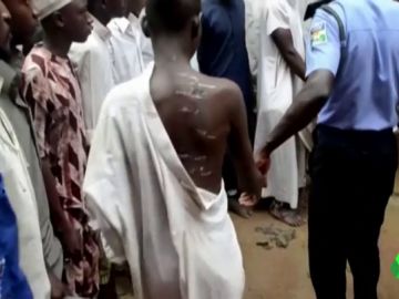 Liberan a 300 niños y jóvenes torturados en una escuela de Nigeria Liberan a 300 niños y jóvenes torturados en una escuela de Nigeria