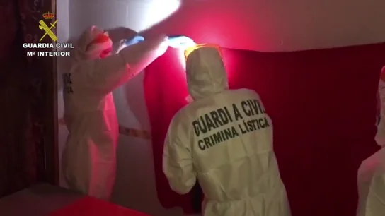 Las imágenes del registro de la vivienda de la pareja de Dana Leonte, la chica desaparecida en Málaga Las imágenes del registro de la vivienda de la pareja de Dana Leonte, la chica desaparecida en Málaga