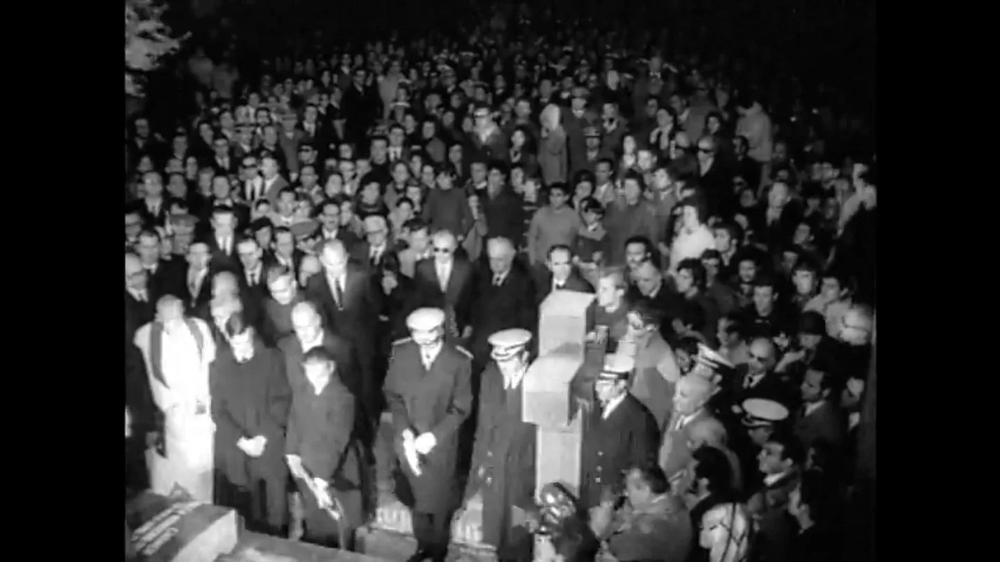 El 'Consejo de Ministros' de Mingorrubio: los altos cargos franquistas junto a los que descansará Franco El 'Consejo de Ministros' de Mingorrubio: los altos cargos franquistas junto a los que descansará Franco