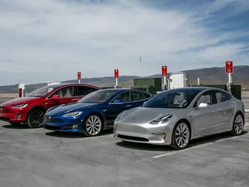 Tesla Model X, Model S y Model 3 Tesla Model X, Model S y Model 3
