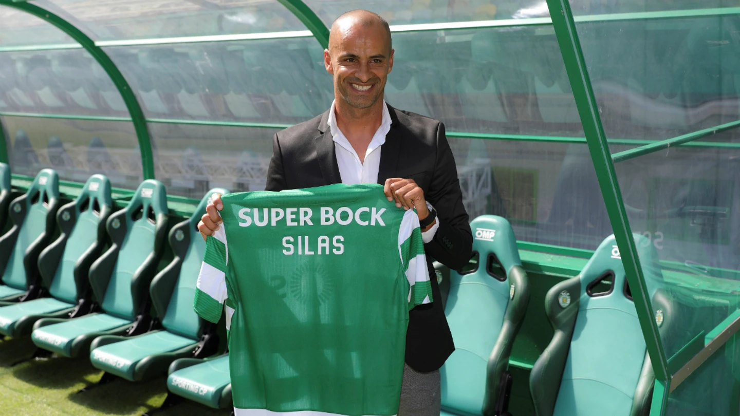 Jorge Silas, entrenador del Sporting Jorge Silas, entrenador del Sporting
