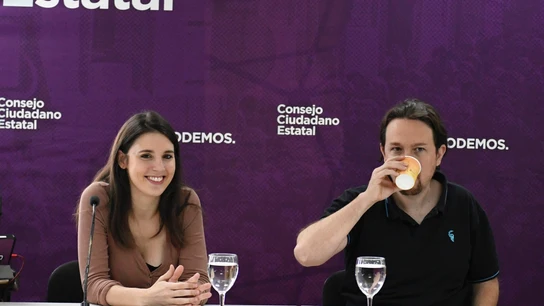 Irene Montero junto a Pablo Iglesias Irene Montero junto a Pablo Iglesias