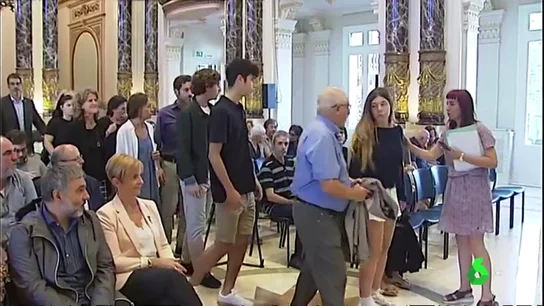 El Ayuntamiento de San Sebastián homenajea al concejal de Herri Batasuna, Tomás Alba, asesinado hace 40 años El Ayuntamiento de San Sebastián homenajea al concejal de Herri Batasuna, Tomás Alba, asesinado hace 40 años