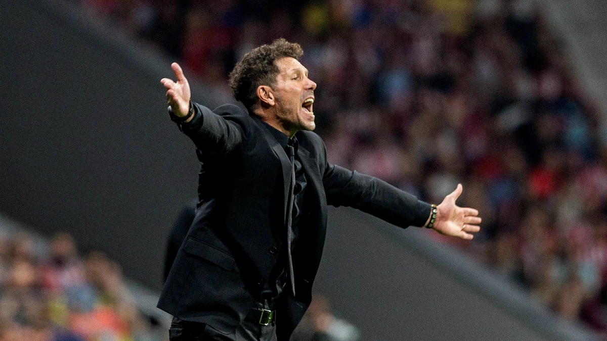 Simeone, dando instrucciones