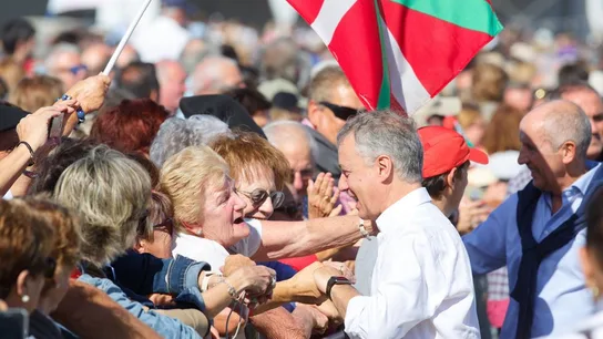 Urkullu en el Alderdi Eguna (Día del Partido) Urkullu en el Alderdi Eguna (Día del Partido)