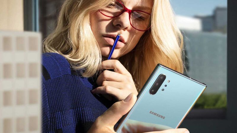 El Samsung Galaxy Note 10 Lite se deja ver en varias imágenes reales