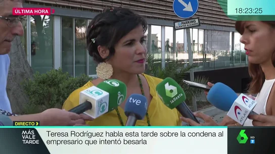 Teresa Rodríguez, tras la condena al empresario que intentó besarla: "Tenía en mente a mi madre y a mi hija Aurora" Teresa Rodríguez, tras la condena al empresario que intentó besarla: "Tenía en mente a mi madre y a mi hija Aurora"