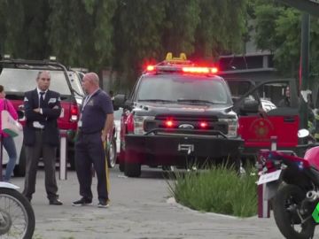 Mueren dos jóvenes al descarrilar un coche de una montaña rusa en México Mueren dos jóvenes al descarrilar un coche de una montaña rusa en México