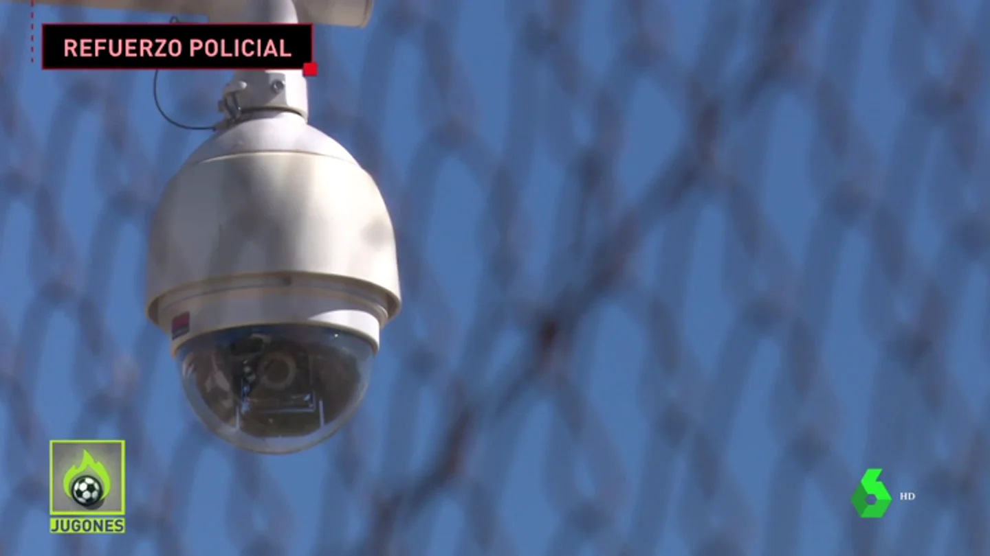 La Policía refuerza la seguridad de las zonas en las que suelen vivir los futbolistas La Policía refuerza la seguridad de las zonas en las que suelen vivir los futbolistas